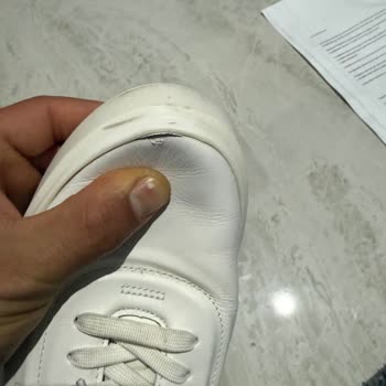 Calvin Klein Ayakkabısında 1 Ayda Açılma Ve Deformasyon