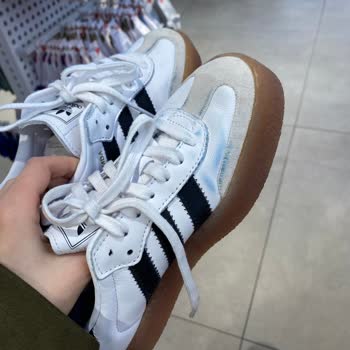 SuperStep Mağazasındaki Adidas Samba Ayakkabısının Deformasyonu Ve Kullanıcı Hatası İddiası