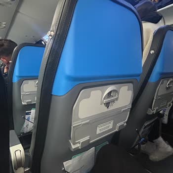 Ajet'in Sert Koltukları Bel Ağrısına Yol Açtı