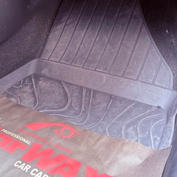 Marmara Park Carwax Şubesinde İç Temizlikte Kalitesiz İşçilik ve 850 TL Fazla Ücret