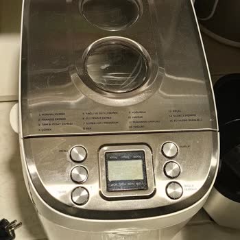 Garanti Süresi İçinde Paslanan Karaca Ekmek Makinesi Ücretsiz Değişim Talebi