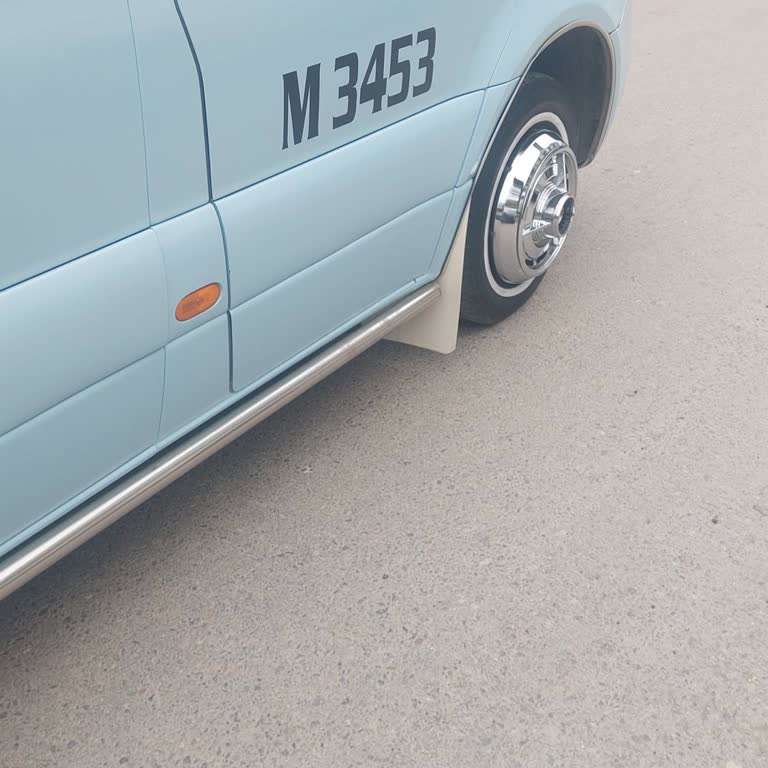 Minibüs Şoförünün Agresif Davranışı Ve Rota Dışı Sürüşü Yolcu Güvenliğini Tehlikeye Attı