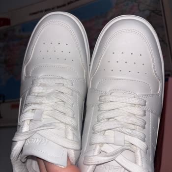 İlk Kullanımda Renk Atan Ve Ayağı Vuran Ayakkabı İçin İade Talebi