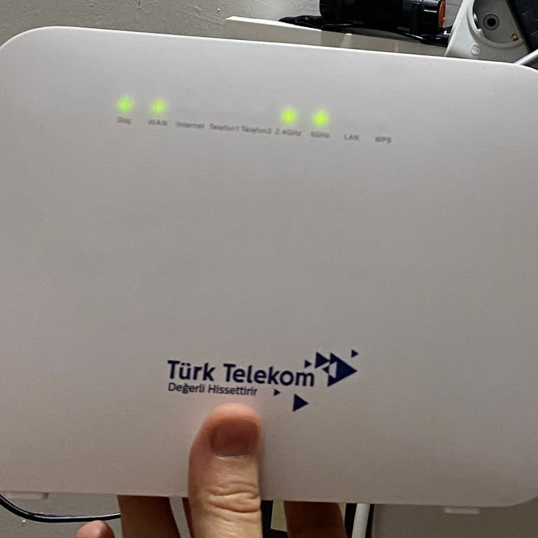 Aylık 844 TL Ödememe Rağmen İnternet Kesintisi Çocuğumun Sınavını Etkiliyor