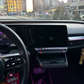 Renault Megane E-Tech'te Uzaktan Yönetim Özelliği Olmadığı İçin Hukuki İşlem Başlatıldı