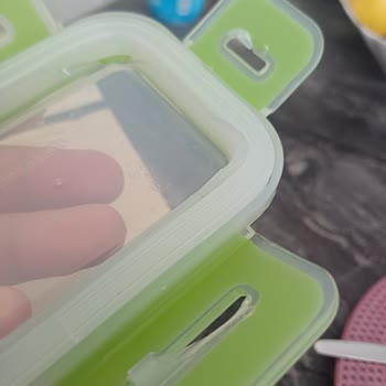 Üç Ayda Yırtılan Ömürlük Kapaklar İçin Yedek Kapak İsteği