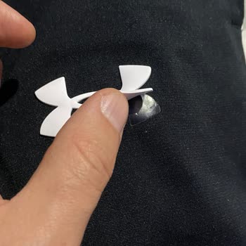 Boyner Ve Under Armour’dan Kalitesiz Amblem Nedeniyle Ürün Değişimi Ve İade Talebi