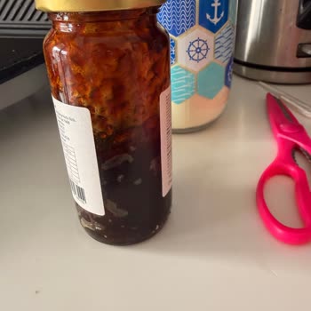 Keçiboynuzu Özü Kısa Sürede Şekerleşti, Tadı Bozuldu Ve İade Talebi