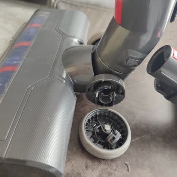 Arnica Solara Süpürge Başlıklarının Kısa Sürede Kırılması Ve Garanti Kapsamında Değişim Talebi