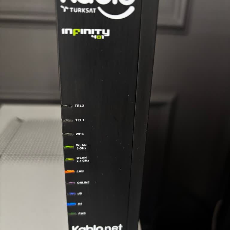 Sürekli Kesintili İnternet Ve Çözüm Bulunmayan Müşteri Hizmetleri