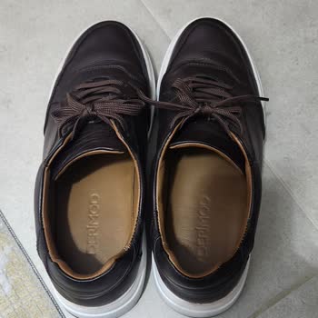 Ayakkabının Tabandaki Rahatsız Edici Ses Ve Çözüm Talebi