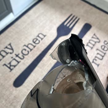 Philips 9000 Süpürge Kısa Sürede Kırıldı, Garanti Değişimi Talebi