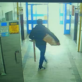 Kırık Ve Eksik Sebzelik Ürün, İade Reddi Ve Kargo Personelinin Kaba Davranışı