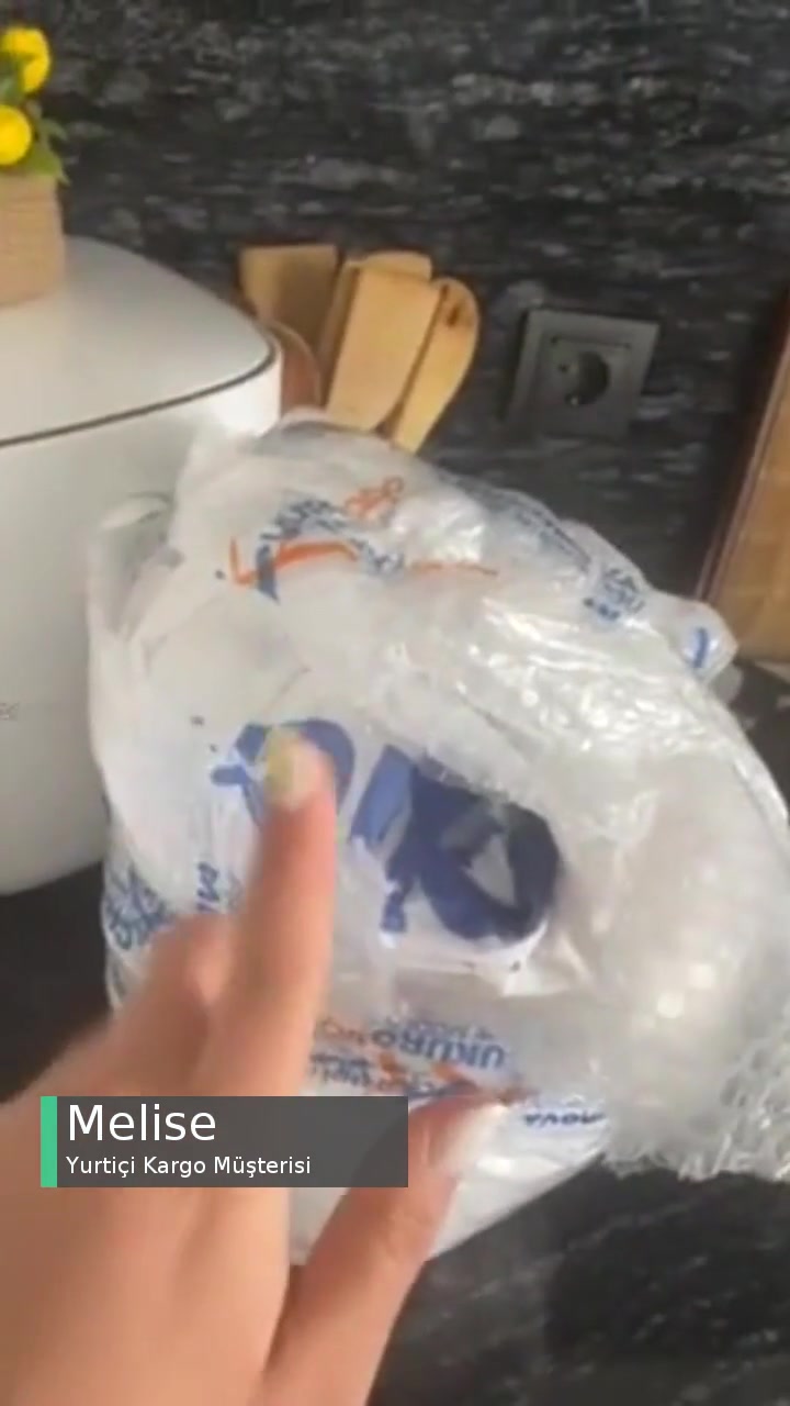 Yurtiçi Kargo Ürünümü Kırık Şekilde Teslim Etti videonun kapak resmi