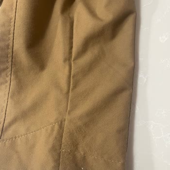 Kumaş Hatası Olan Columbia Montu İçin Mağazadan Çözüm Bekleniyor