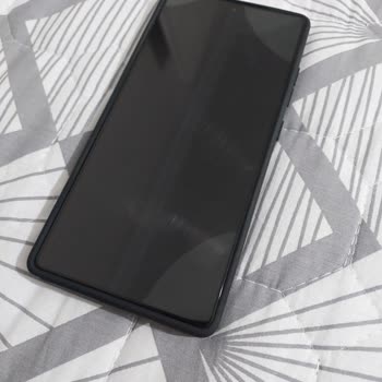 Kılıf Telefonuma Zarar Verdi Ve Satıcı Yanıt Vermedi