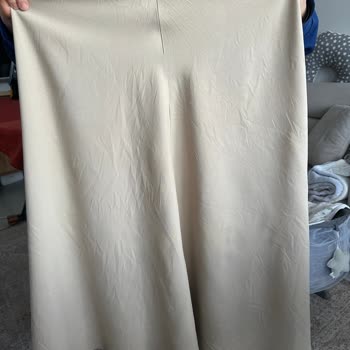 Kusurlu Etek Ütülenmiyor, Trendyol Satıcısı Değişim Talebimi Reddediyor