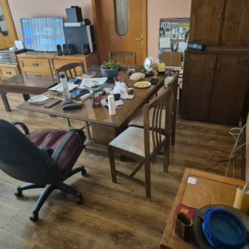 Üçlü Priz İstendi, Kendim Kurduğumda TV Ve Bilgisayarım Hasar Gördü