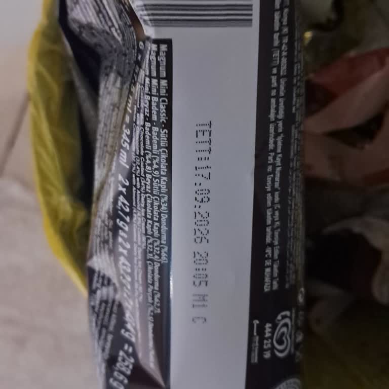 Algida Magnum Mini Dondurması Bozulmuş, Şikayet İçin Yardım Bekleniyor