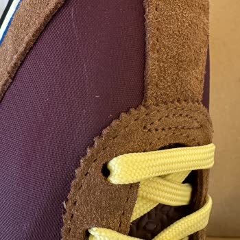 Defolu Renk Solması Gösteren Adidas Ayakkabının Değişimini Talep Ediyorum