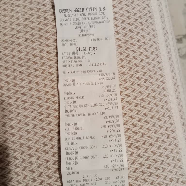 Yanlış Beden, Defolu Parçalar Ve Saygısız Personel Nedeniyle Tam İade Talebi