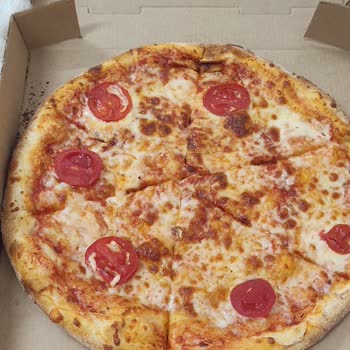 Trendyol Yemek'te Soğuk Pizza Ve Küçük Patates İçin Ücret İadesi Talebi