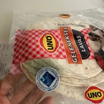 UNO Lavaş Ekmeğinde Gözlemlenen Küf Ve İade Talebi