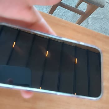 Ekran Koruyucuda Ortada Leke, Şikayetime Cevap Gelmedi