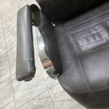 Koltukların Deri Çözülmesi Ve Söz Verilen Çözümün Gerçekleşmemesi