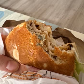 Mantar Görünen Ekmek Ve Cevapsız Müşteri Hizmeti