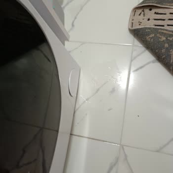 Garanti Kapsamındaki Çamaşır Makinesinin Körük Lastiği 800 TL Servis Ücreti İtirazı