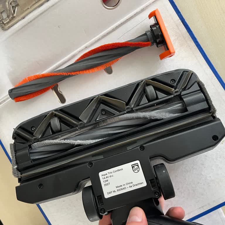 Philips Aqua Trio 9000 Süpürgede Kuru Fırça Arızası Ve Yetkili Servis Ücret İtirazı