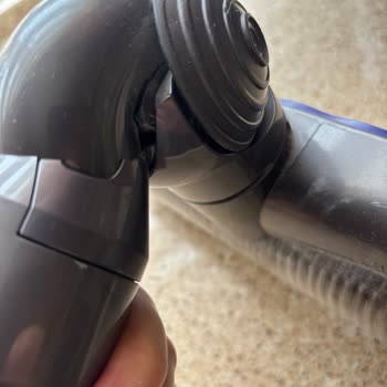 Dyson V11 Süpürge Başlığındaki Kırık Garanti Kapsamında Değiştirilmedi