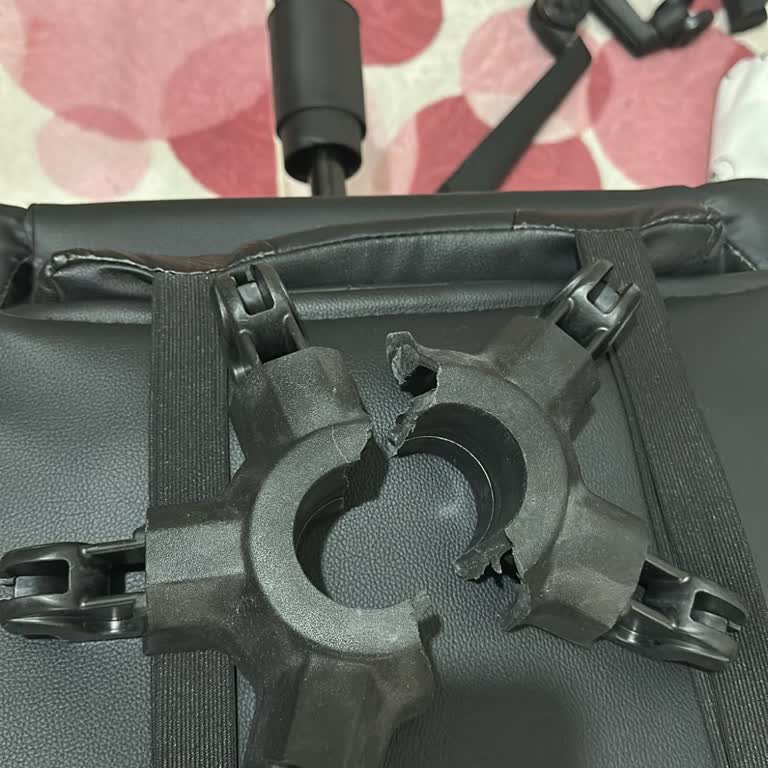 Rampage Oyun Koltuğum Mekanizması Kırıldı, Müşteri Hizmetinden Cevap Yok