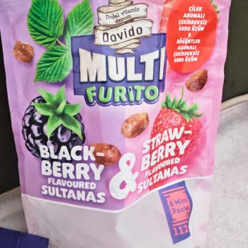 Yanıltıcı Ambalajda Böğürtlen Ve Çilek Görselleriyle Satılan Kuru Üzüm