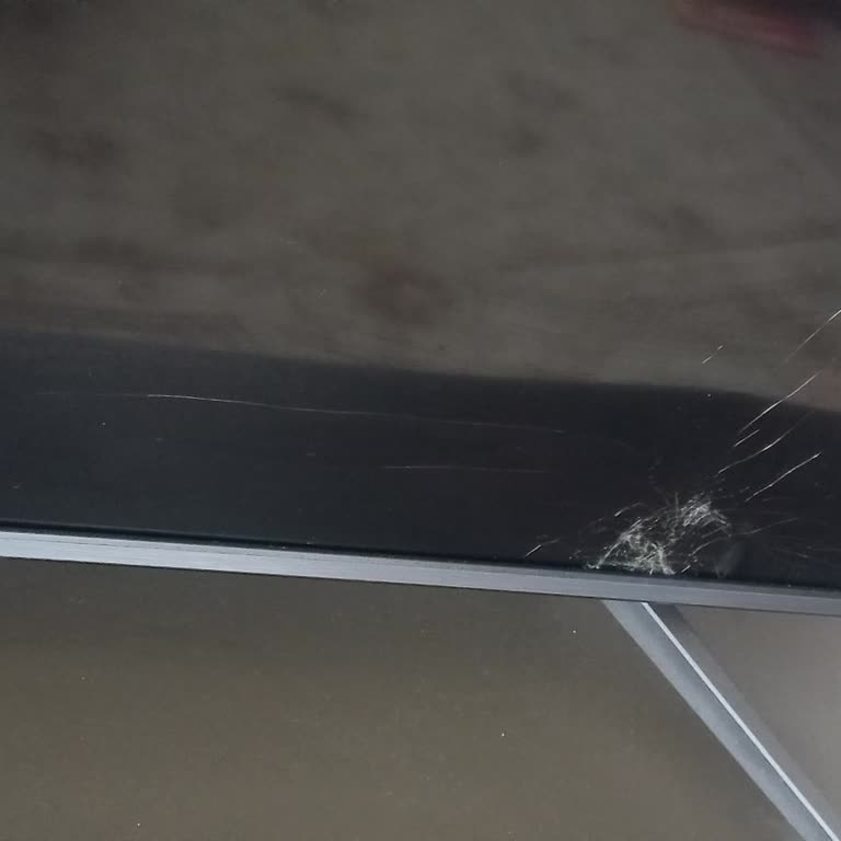 Panel Yokluğundan Tamir İmkansız, Servis Resmi Belge Sunmuyor