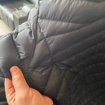 Kaz Tüyü Döken Lufian Montu İçin Ürün Değişimi Talebi