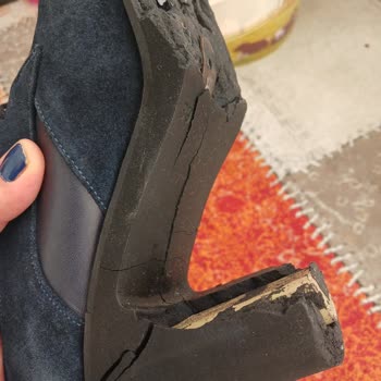 Yanıltıcı Hakiki Deri Ayakkabı Ve Dolap’ın İade Sözünün Boş Düşmesi