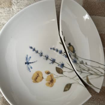 English Home'dan Kırık Yemek Takımı Teslimatı Ve İade Sürecinde Cevapsızlık