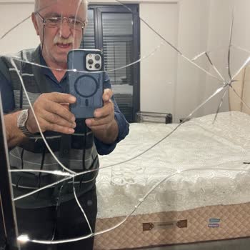 Ümraniye Şubesinde Eksik Ve Kırık Mobilya, Kalite Sorunu