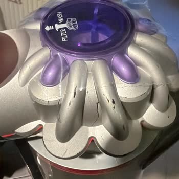 Servis Sonrası Kırık Dyson Süpürge Ve Kötü Müşteri İletişimi