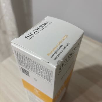 Kırık Ambalajlı Güneş Kremi Ve Yenisiyle Değişim İsteği