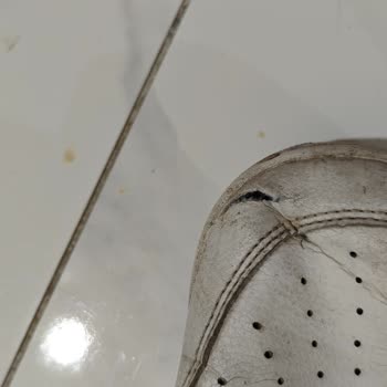 Garanti Kapsamındaki Ayakkabılarda Erken Yırtılma Ve Bilgilendirme Eksikliği