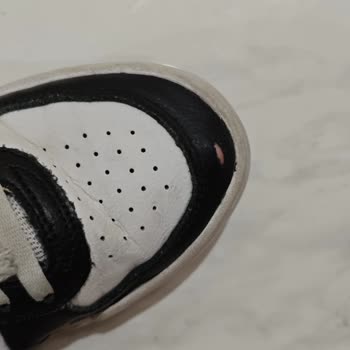 Garanti Kapsamındaki Ayakkabılarda Erken Yırtılma Ve Bilgilendirme Eksikliği