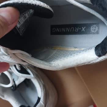 FLO Ayakkabısının 5 Ay İçinde Ön Yırtılması Ve Taban Açılması Değişim Talebi Reddedildi