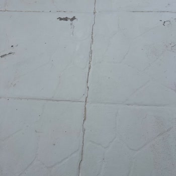 Kısa Sürede Su Geçiren Boya Ve Fayans Arasında Açılma, 5.500 TL'lik Mağduriyet