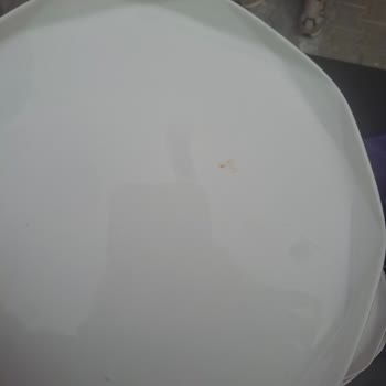 Karaca Çeyizlik Yemek Takımının Erken Paslanması Ve Yenisiyle Değiştirilmesi Talebi