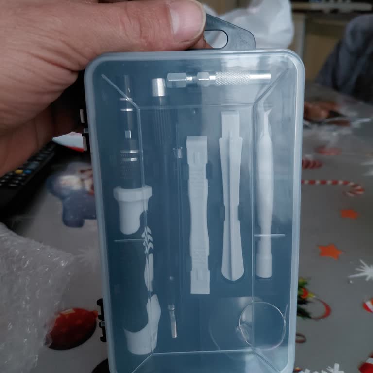 İlanı Şarjlı Tornavida Olan Ürün Gerçekte Normal Tornavida Olarak Gönderildi