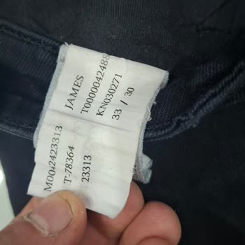 Mavi Pantolon Düğmesi Aniden Kırıldı Ücretsiz Tadilat Veya Değişim Talebi