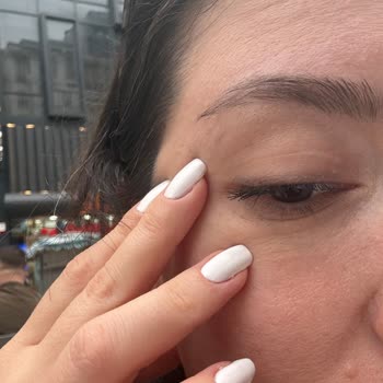 Maybelline Body Rimelinde Topaklaşma Ve Dökülme Sorunu